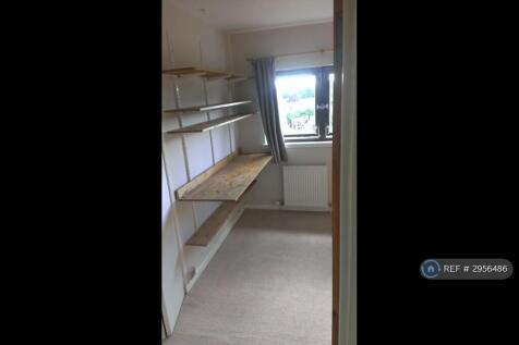 Double Bedroom 1 b