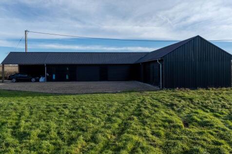 Garaging and workshop space