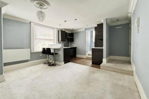 Clarence Road, Tunbridge Wells, Kent, TN1 photo 3