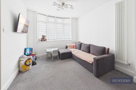 CAM05152G0-PR0379-STILL020.jpg