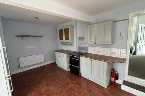 kitchen 2.JPEG