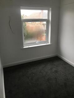 Burnie Avenue, Bootle, Merseyside, L20 photo 4