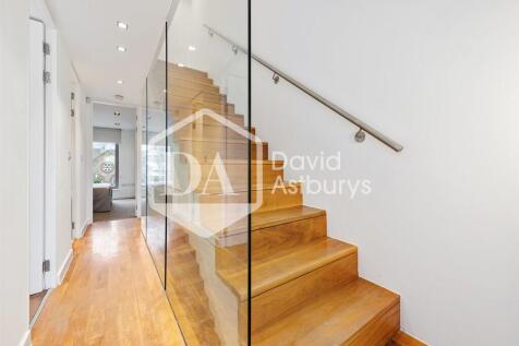 Liverpool Road, Islington , London photo 4