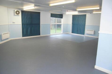 Commercial Property to rent Image 3