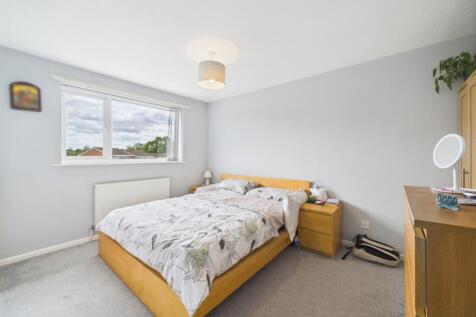 CAM01791G0-PR0183-STILL019