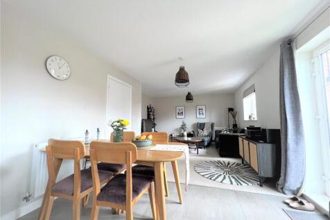 Scots Pine Way, Didcot, OX11 photo 4