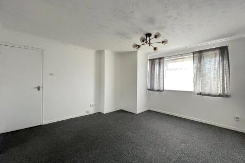 Living Room/Dining Room (1)