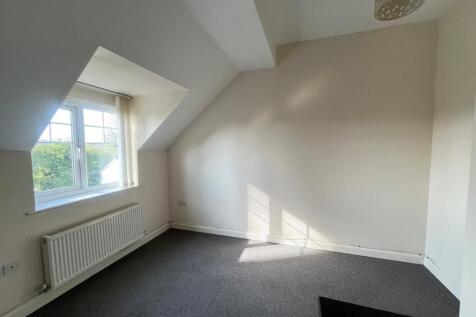 Oakley Road, Corby, NN18 photo 4
