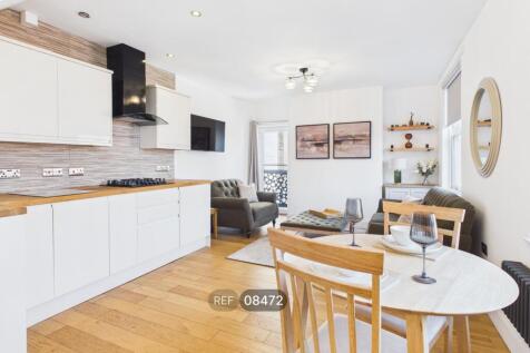 Kitchen/Living area