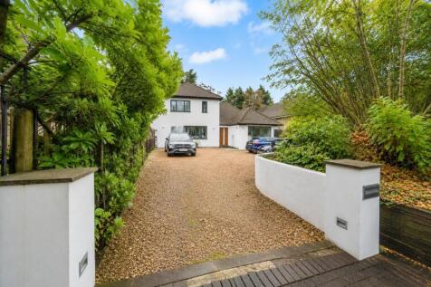 New front hendon wood lane.jpg