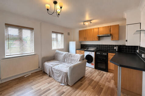 Living area/Kitch...