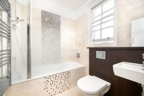 Bathroom - Addison House.jpeg