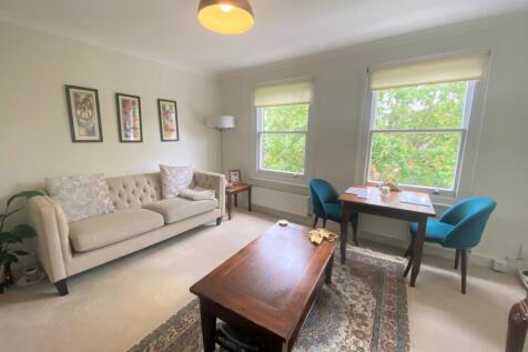 Lounge 3