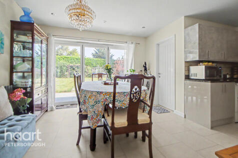 Atherstone Avenue, Peterborough photo 4