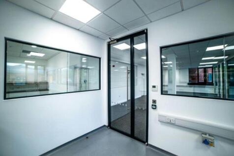9 Hitching Court  Lab Fit Out 5_Photo_8_large.jpg