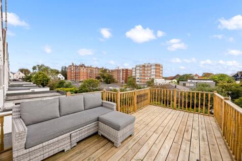 Hove, BN3 - property photo