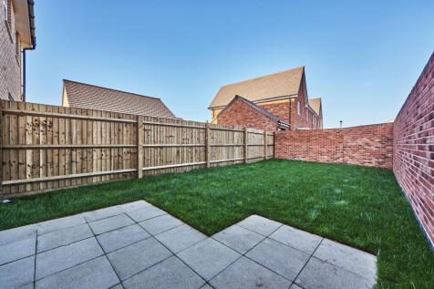 Falcon Way, Oaklands Grange, St Albans, Herts, AL4 photo 4