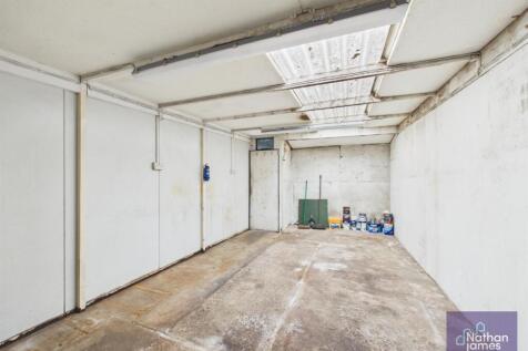 Double Garage