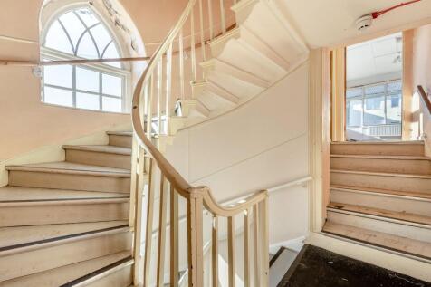 Monmouth Conservative Club, 15 Whitecross Street, Monmouth, NP25 3BY