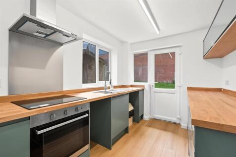 Kitchen_1.jpeg