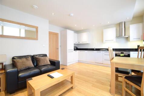 Living/Dining Area