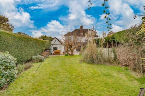 Rear garden to house