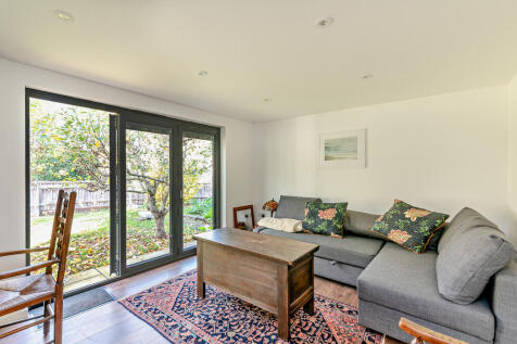 8668997-interior0...