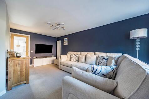 Sitting / Dining Room