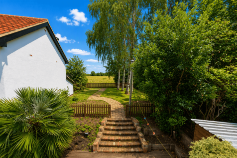 B Rear Garden