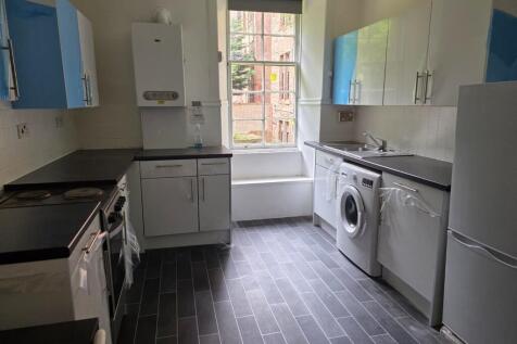B/R, 24 Kersland Street photo 3