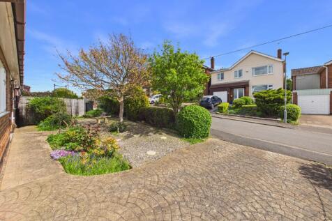 Front Garden/Driveway