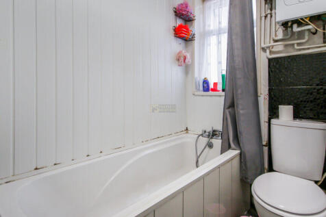 102 Lockwood Road, Northfield, B31 1QD photo 4