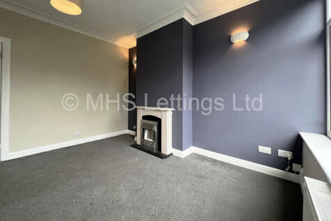 5 Granny Avenue, Leeds, LS27 7SN photo 4