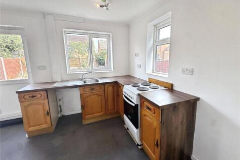 Rutland Crescent, Harworth, Doncaster, Nottinghamshire, DN11 photo 4