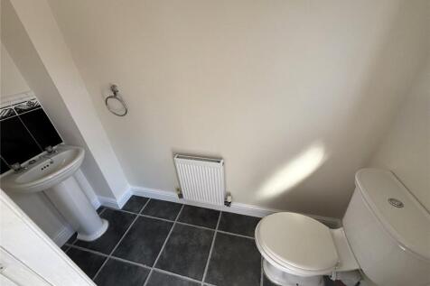 Pastures Court, Mexborough, South Yorkshire, S64 photo 4