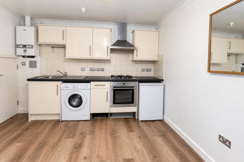 Clarendon Road, Warden Hill, Luton, LU2 photo 2