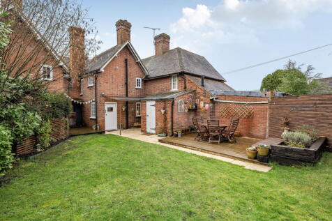 Tadley, RG26 - property photo