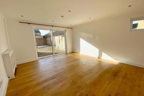Tintagel Court,Eynesbury,St. Neots,PE19 photo 4