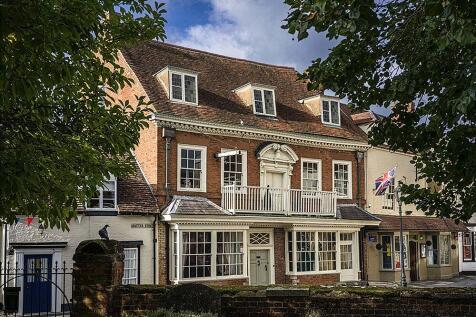 Churchill House