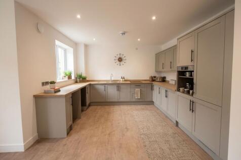 Cranbrook Road, Hawkhurst, TN18 photo 4