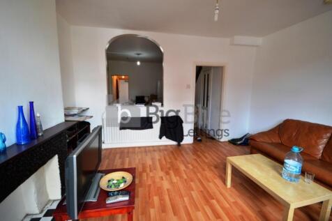 Brudenell Grove, Leeds, West Yorkshire, LS6 photo 3