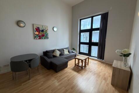 Living room 2