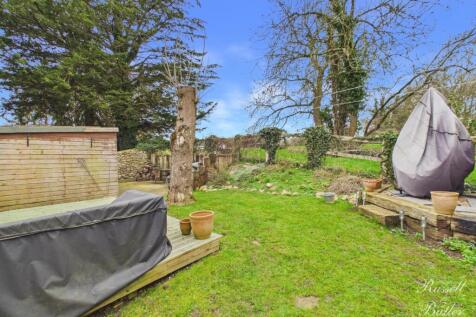 CAM01995G0-PR0411-STILL027