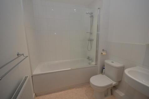 Strouds Close flat 6