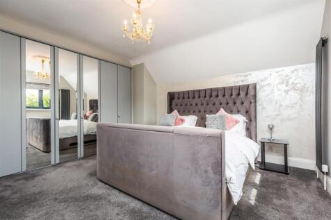 The Chimneys Park Street Worksop S80 1HH-18.jpg