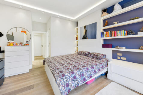 30 Thurloe Court ...