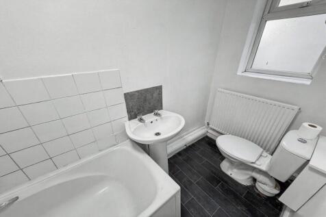 Cornwall Street - Bathroom