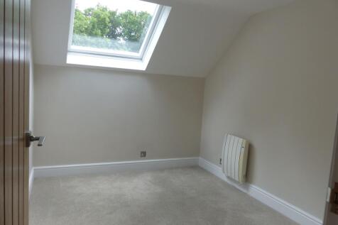 Killicks, Cranleigh, GU6 photo 4