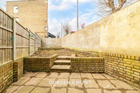 Theydon-23.1.jpg