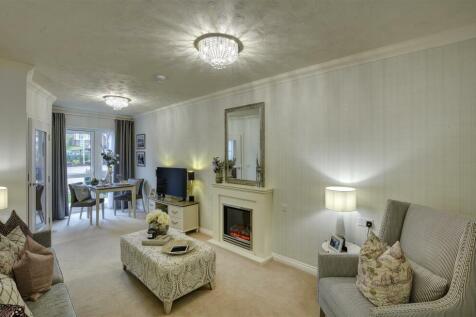 CRL_Stanley Lodge_04.03.22_Living Room_3.jpg